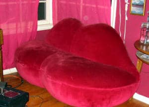 lips couch
